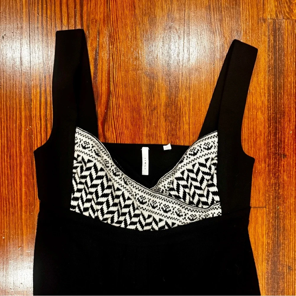 Iisli Black and cream patterned Mini Dress - Picture 2 of 4